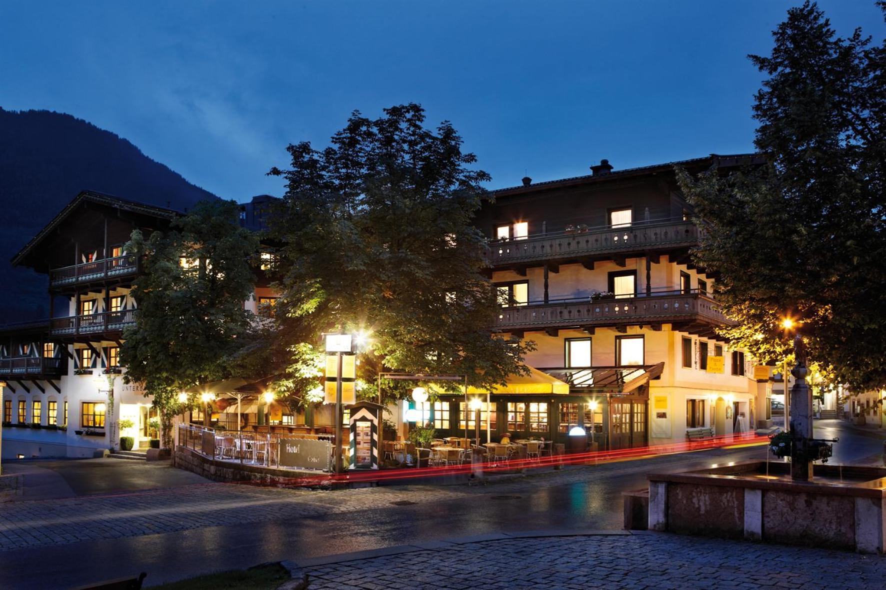 Hotel Unterbrunn Apartments & Gaestehaus Neukirchen am Grossvenediger Exterior photo