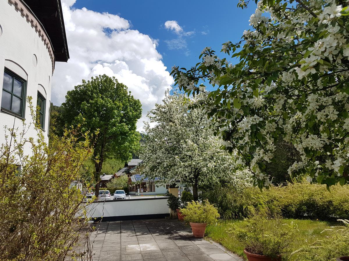 Hotel Unterbrunn Apartments & Gaestehaus Neukirchen am Grossvenediger Exterior photo